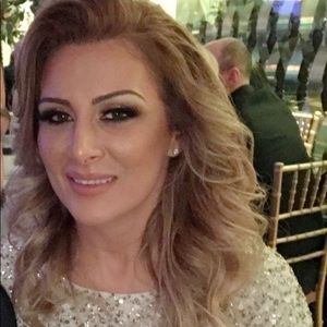 Meet your Posher, Violet